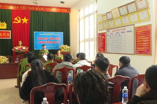 Đối thoại tuyên truyền phòng chống ma tuý với chủ cơ sở kinh doanh