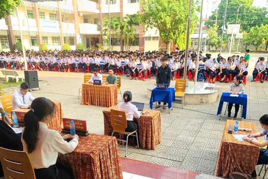 TAND TP. Dĩ An tổ chức phiên tòa giả định về bạo lực học đường