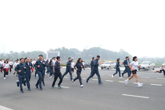 Vĩnh Phúc: Ngày chạy Olympic thu hút hàng nghìn người tham gia