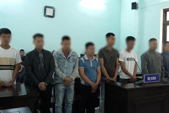 Tổ chức 'bay lắc' tại quán bar, 8 đối tượng lĩnh án