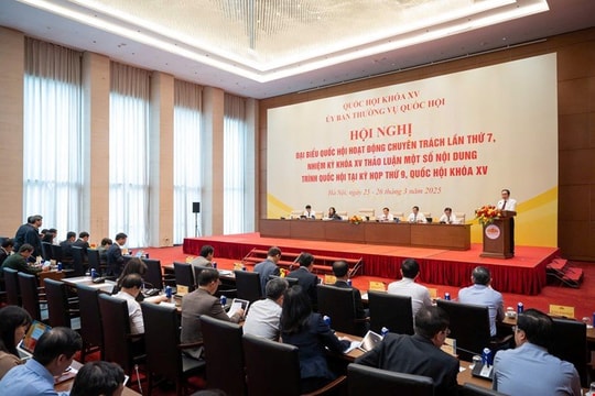 Khai mạc Hội nghị đại biểu Quốc hội chuyên trách lần thứ 7