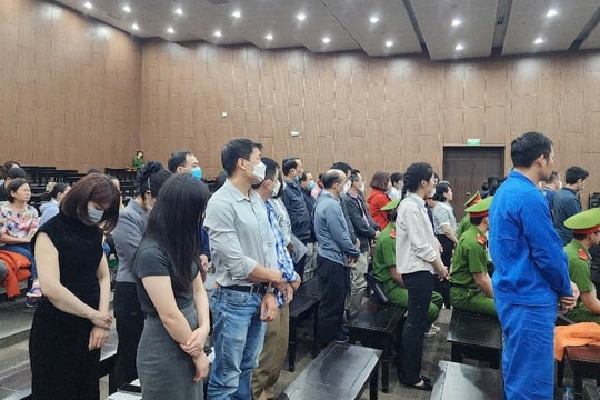 "Ông trùm" mua bán hóa đơn trái phép bị đề nghị 15-16 năm tù