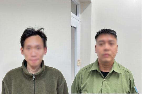 Hai bảo vệ tiếp tay tuồn than ra ngoài trái phép