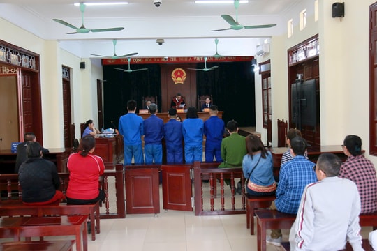 Xét xử vụ án cướp giật tài sản và mua bán ma túy