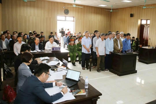 Tuyên án 13 cựu cán bộ xã sai phạm quản lý đất đai Cồn Xanh