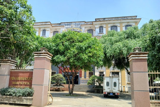 Giám đốc công ty chém người khi bị đòi nợ