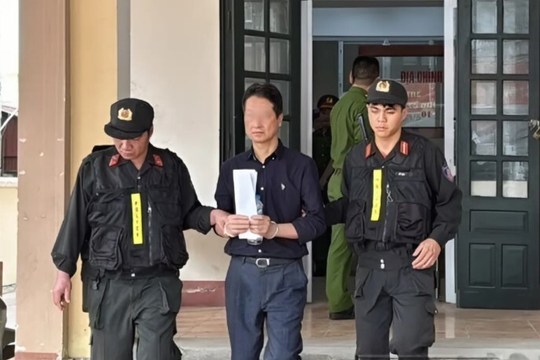 Bắt Phó Giám đốc công ty khoáng sản vì gây ô nhiễm môi trường