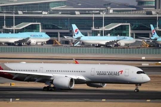 Phi công mất hộ chiếu khiến chuyến bay bị trì hoãn 15 tiếng