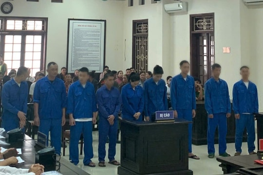 Xét xử 9 đối tượng trong đường dây mua bán ma túy xuyên quốc gia