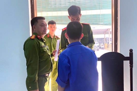 Hai đối tượng tổ chức sử dụng ma túy tại quán bar lĩnh án