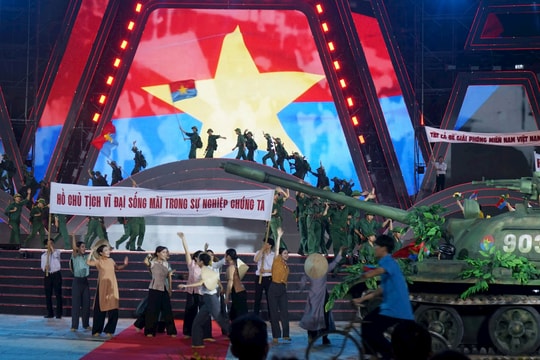 Đà Nẵng viết tiếp bản hùng ca với chương trình nghệ thuật đỉnh cao