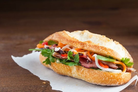 37 người phải nhập viện vì ăn bánh mì
