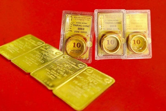 Giá vàng hôm nay 31/3: Neo cao trên mức kỷ lục