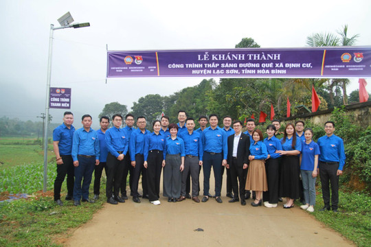 Chi đoàn Cục Kế hoạch – Tài Chính và hành trình 'Thắp sáng đường quê'