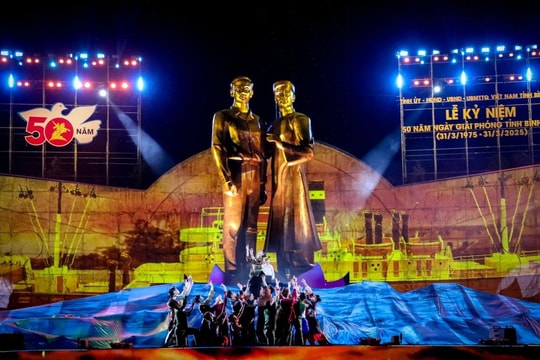 Bình Định đón nhận Huân chương Độc lập hạng Ba