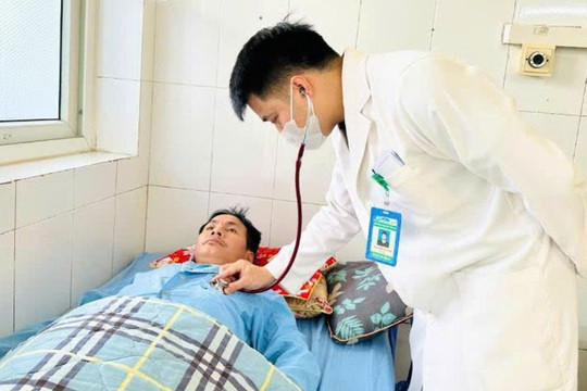 Lóc tách động mạch chủ ngực cấp tính nguy hiểm thế nào?