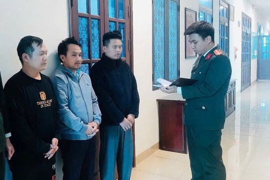 Lợi dụng hình thức thanh toán trực tuyến để chiếm đoạt tài sản