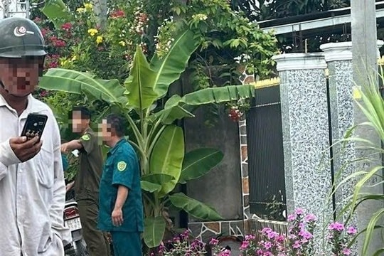 Hai mẹ con tử vong bất thường trong căn nhà đầy vết máu