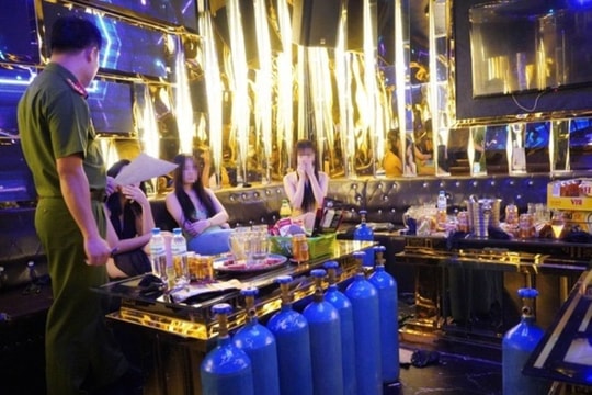 Thanh Hoá: Công an cảnh báo “tay vịn” tại tụ điểm giải trí