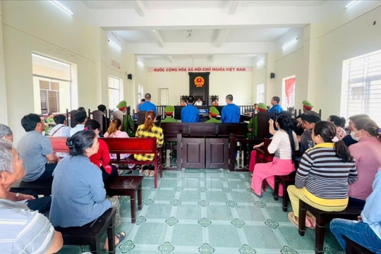 Dàn cảnh đổi xe để cướp, 4 thanh thiếu niên lĩnh án