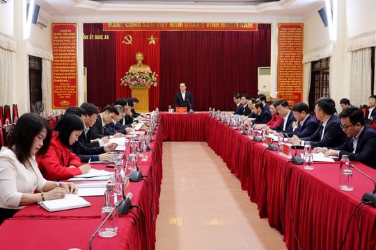 Nghệ An: Thường trực Tỉnh ủy làm việc với Đảng bộ các cơ quan Đảng