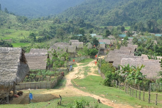 Lời ru buồn và những giấc mơ chưa trọn