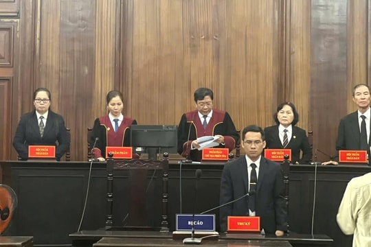 Cựu Chủ tịch UBND tỉnh An Giang lĩnh 8 năm 6 tháng tù