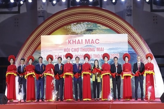 Khai mạc Hội chợ Thương mại và sản phẩm OCOP Phú Thọ năm 2025