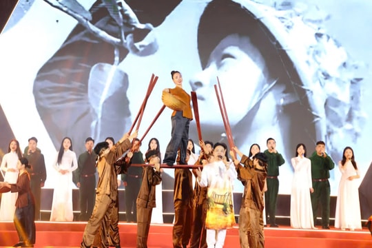 60 năm - Bản hùng ca Hàm Rồng