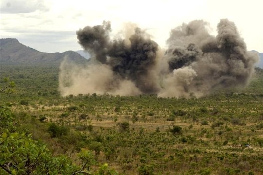 Quốc gia trẻ nhất thế giới đứng trước nguy cơ trở lại chiến tranh