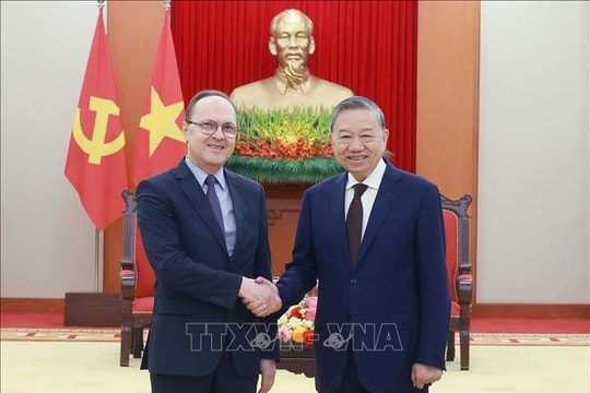 Tổng Bí thư Tô Lâm tiếp Đại sứ Liên bang Nga tại Việt Nam