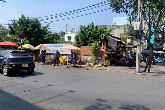 Một người đàn ông tử vong bất thường ở Bến xe Miền Tây