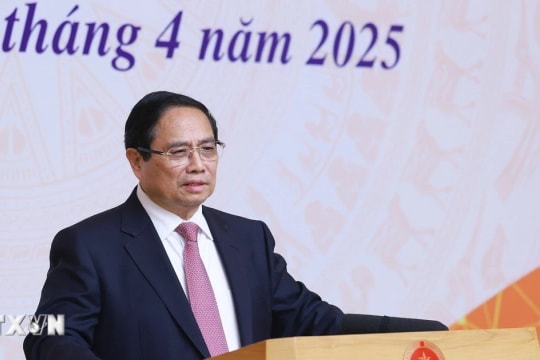 Thủ tướng: Chúng ta phải vươn lên mạnh mẽ, không được phép yếu đi