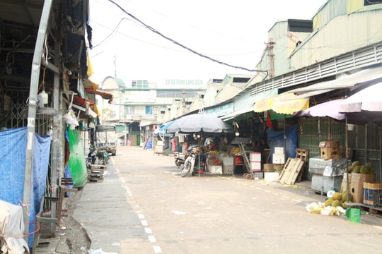 Hiện trạng chợ Long Biên trước khi được cải tạo