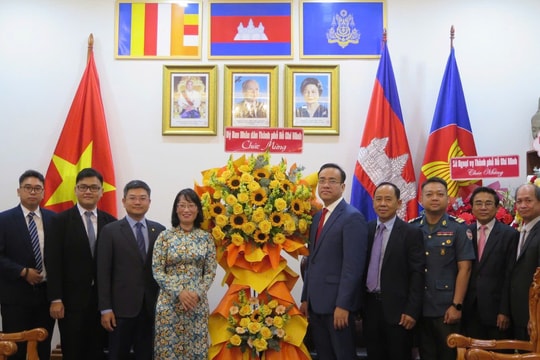 Lãnh đạo TP.HCM chúc mừng Tết cổ truyền Campuchia