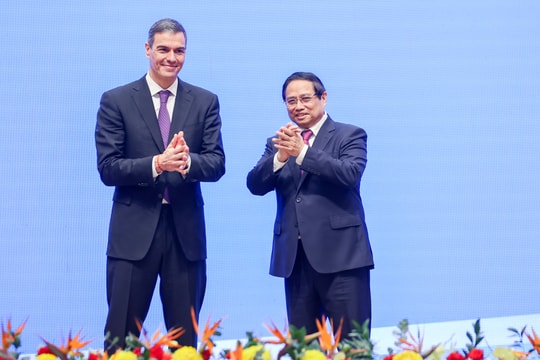Thủ tướng Tây Ban Nha: Việt Nam ngày càng chủ động dẫn dắt trên trường quốc tế