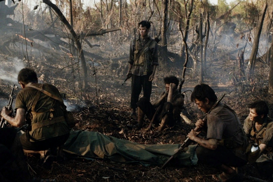 Phim “Địa đạo” tạo nên cơn sốt phòng vé, thu hút đông đảo khán giả trẻ