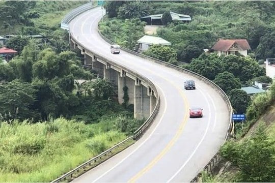 Đề xuất bố trí vốn ngân sách mở rộng cao tốc Yên Bái - Lào Cai