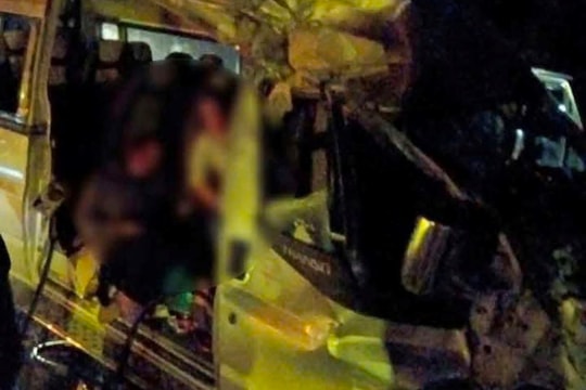 Xác định danh tính tài xế và người bị thương vụ tai nạn xe khách