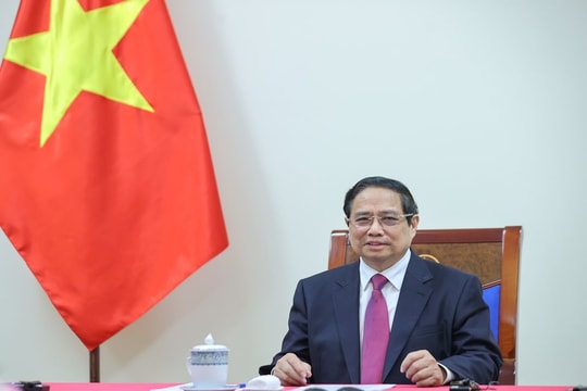 Thủ tướng Phạm Minh Chính điện đàm với Thủ tướng New Zealand