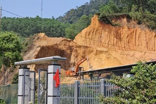 Một công ty ở Huế bị xử phạt gần 100 triệu đồng do khai thác đất trái phép