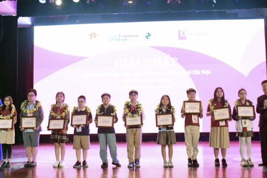 Vinh danh 203 thí sinh tiểu học Hà Nội đoạt giải Olympic tiếng Anh