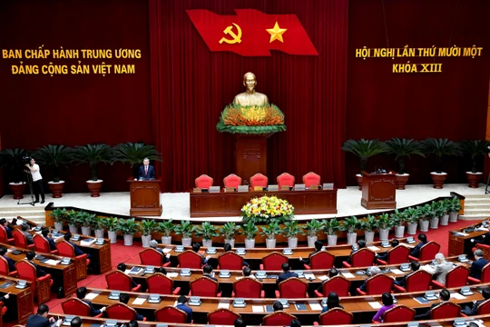 Thông báo Hội nghị lần thứ 11 Ban Chấp hành Trung ương Đảng khóa XIII