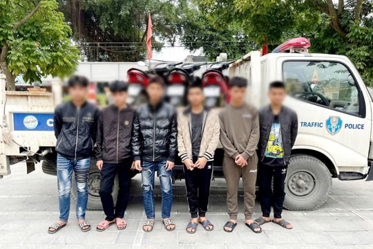 Xử lý nhóm thanh thiếu niên chạy xe tốc độ cao, đánh võng trên đường