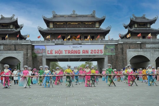 Rực rỡ lễ hội ở Di sản thế giới Tràng An