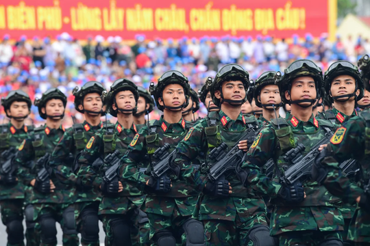 Quân nhân nghỉ hưu trước tuổi khi tinh gọn bộ máy hưởng chế độ thế nào?