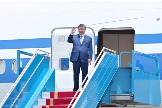 Tổng Bí thư, Chủ tịch Trung Quốc Tập Cận Bình đến Hà Nội, bắt đầu thăm cấp Nhà nước tới Việt Nam