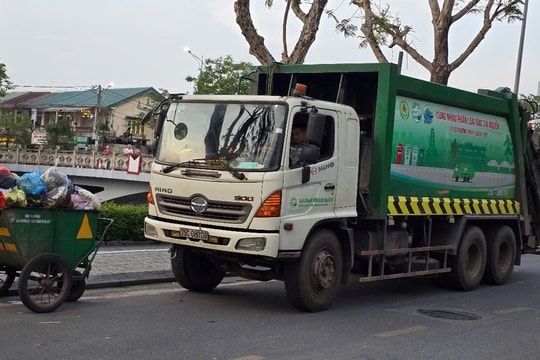 Huế: Điều chỉnh thời gian hoạt động của xe vệ sinh môi trường và xe chở vật liệu xây dựng