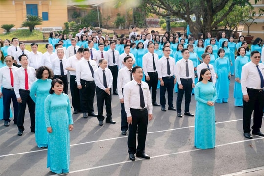 TAND TP.HCM tổ chức lễ chào cờ kỷ niệm 50 năm ngày giải phóng miền nam, thống nhất đất nước