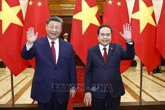 Chủ tịch Quốc hội Trần Thanh Mẫn hội kiến Tổng Bí thư, Chủ tịch nước Trung Quốc Tập Cận Bình